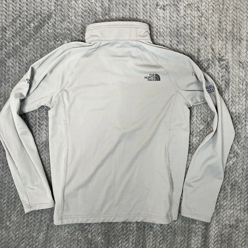 The North Face 1/4 Zip Pullover Mens Medium Gray Grid Fleece Company Logo
